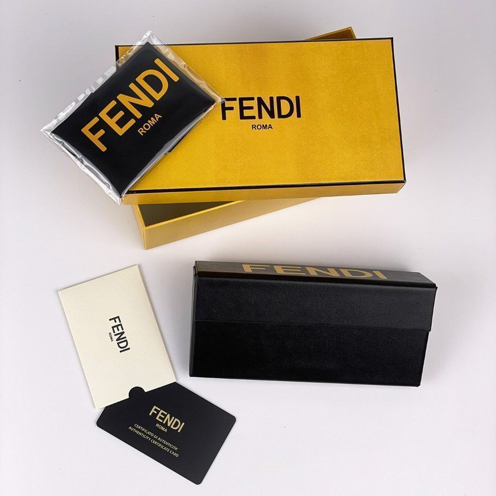 š„Fendi FE50007UĀ ā033 Eyeglasses Light Gold Butterfly Women - Picture 5 of 10